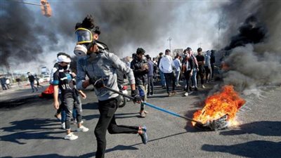 سقوط جرحى في هجوم مسلح يستهدف المتظاهرين وسط بغداد