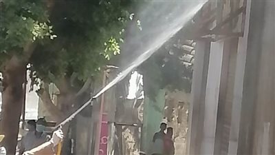 تواصل أعمال التطهير اليومية بجميع المنشآت الصحية والعامة بالشرقية