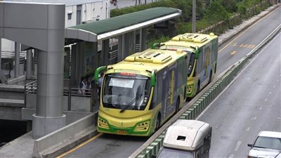 تعرف على خط السير والمحطات .. أتوبيسات «BRT» لربط 6 أكتوبر بالجيزة