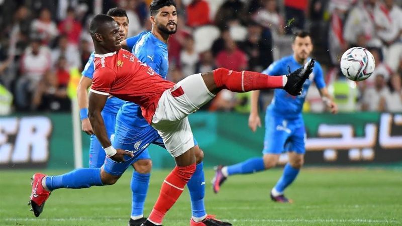 جانب من القمة الأخيرة