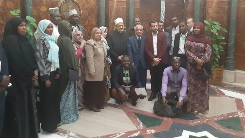 شيخ الأزهر مع الإعلاميين