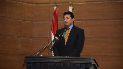 وزير الرياضة يهنئ منتخب مصر بفوزه على الجزائر في كأس العرب