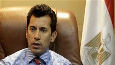 وزير الرياضة يفتتح بطولة الشيخة فاطمة بنت مبارك لرماية السيدات