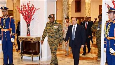 عاجل.. الرئيس السيسي يتبادل التهنئة مع 