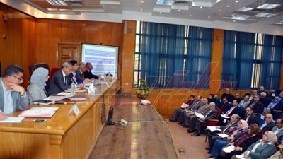 محافظ القليوبية: مراجعة جميع المصاعد بالمباني الحكومية والأبراج السكنية