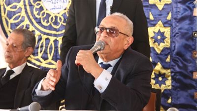 أبو شقة: الوفد نصير الكادحين