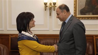 رئيسة البرلمان البلغاري تعرب عن تقدير بلادها  للحضارة المصرية العريقة 