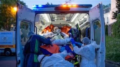 مواطن روسي مصاب بكورونا ينتهك العزل الذاتي ويصيب 34 شخصا