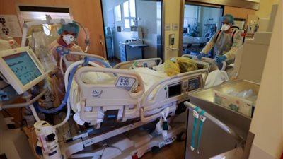 إسبانيا تسجل 378 حالة وفاة جديدة بكورونا و2944 إصابة 