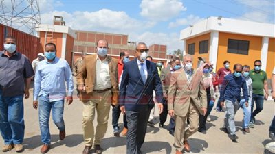 محافظ القليوبية يتفقد المشروعات القومية بالخانكة 