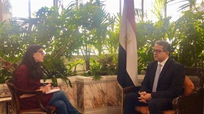 العناني يستعرض نتائج مباحثات التعاون مع اليونان لمحاربة الاتجار في الآثار