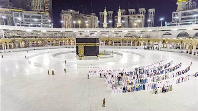 إجراءات احترازية مشددة لحماية المصلين بالحرمين الشريفين من 