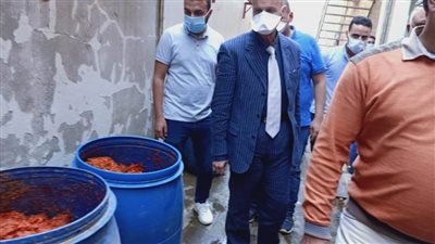 حملة لمتابعة جودة الأغذية بمصانع العاشر من رمضان