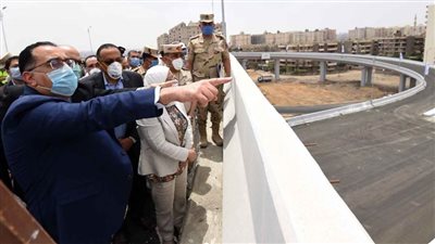 عاجل.. رئيس الوزراء يتفقد أعمال مشروع تطوير بحيرة عين الصيرة