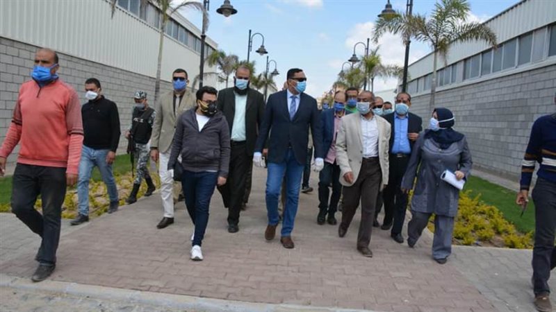 جولة المحافظ