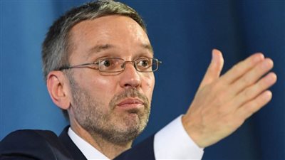 وزير الصحة النمساوي: رفع قيود البقاء في المنزل اعتبارا من أول مايو المقبل