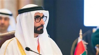 وزير الدفاع الإماراتي يبحث مع نظيره الإسباني تعزيز التعاون العسكري المشترك