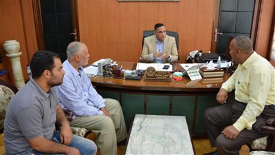 محافظ الدقهلية يبحث إطلاق اسم شهيد الأحمدية على مدرسة