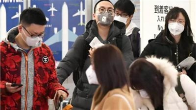 اليابان تبحث تمديد الطواريء لشهر آخر لاحتواء كورونا