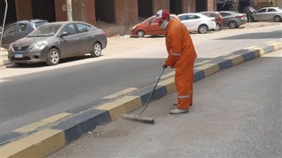 محلية بني سويف تواصل الرش وتواجه التعديات والبناء المخالف