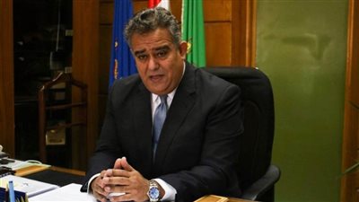 إصابة عميد طب أسنان القاهرة بـ