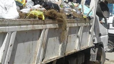 رفع ٣٠ طن مخلفات بالقنطرة غرب الإسماعيلية