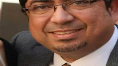 إطلاق اسم الدكتور هشام الساكت على مجمع التعليم المتطور بـ