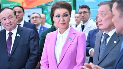رئيس كازاخستان يقيل ابنة سلفه نزارباييف