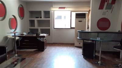 عاجل.. ضبط مقر غير مرخص للقنوات الفضائية بالجيزة