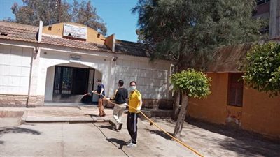 حملات مكبرة لرش وتعقيم شوارع وقرى 