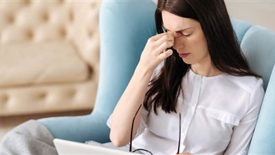 في 10 دقائق… كيف تقضي على الصداع وآلام الظهر