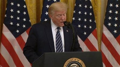 ترامب يتوقع ارتفاع أعداد ضحايا فيروس كورونا في أمريكا