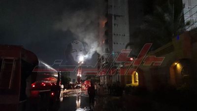 إنقاذ 9 عمال وإصابة 3 أشخاص باختناق في حريق بشبرا الخيمة 