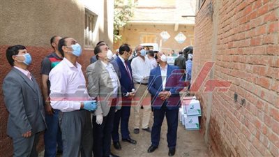 توزيع كراتين مواد غذائية على أسر العزل المنزلي بـ”المنوفية“