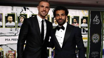 قائد ليفربول يفوز بجائزة أفضل لاعب في الموسم.. و«صلاح» خارج المنافسة