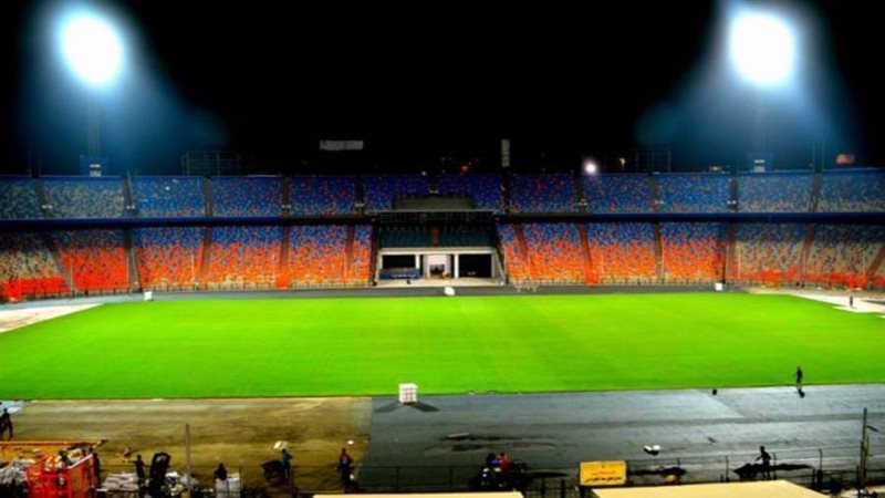 استاد القاهرة