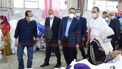 رئيس الوزراء: الدولة تدعم الصناعة وهي مستقبل مصر