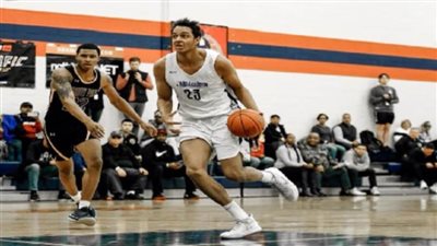 نجم سلة سبورتنج ينتقل لفريق جامعة 