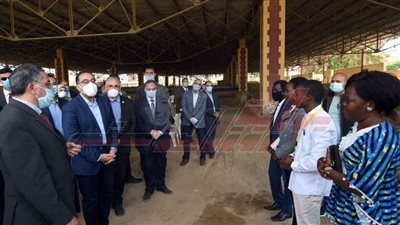 رئيس الوزراء للعالقين بسبب كورونا: أنتم في بلدكم الثاني