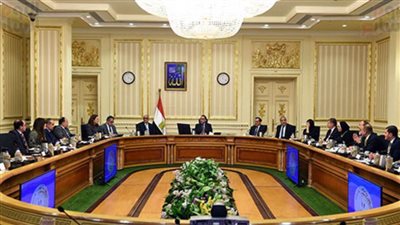 موجز الرابعة.. الحكومة تبدد 10 شائعات بالحقائق.. والصحة العالمية تقصف جبهة 