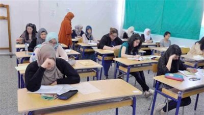 الجزائر تؤجل امتحانات المدارس إلى سبتمبر