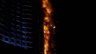 الإمارات: عقـب سيجارة سبّب حريق برج النهدة في الشارقة