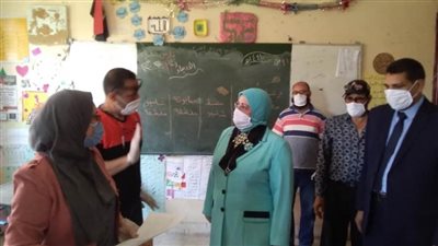 وكيلة تعليم كفر الشيخ تتابع أداء امتحان الثانوية