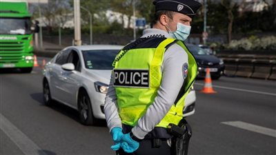 فرنسا.. تمديد حالة الطوارئ الصحية لمكافحة كورونا