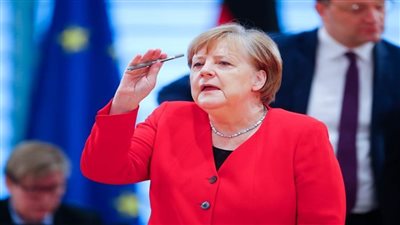 بعد تشبيهه ميركل بهتلر.. استقالة سفير مالطا في فنلندا