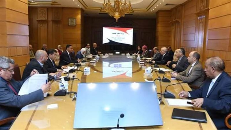 لقاء وزير الإنتاج