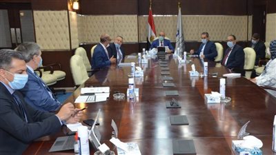 وزير الإسكان: تقديم كل الدعم والمساندة للمستثمرين والمطورين العقاريين 