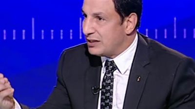 رامز يتسبب في مهاجمه عفت نصار اللاعبين ومسؤولي الأندية