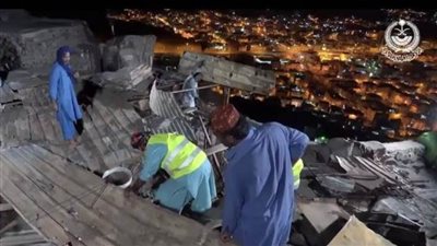 شاهد بالفيديو.. إزالة التشوهات البصرية في غاري حراء وثور بمكة المكرمة