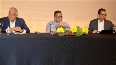 العناني يبحث مع مستثمري جنوب سيناء الإجراءات الاحترازية في الفنادق ضد 